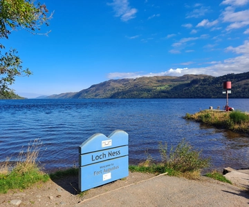 From Edinburgh: Loch Ness Private Day Tour with Transfers