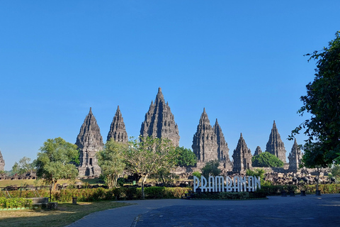 Visite matinale du temple de Prambanan et visite du palais de Yogyakarta