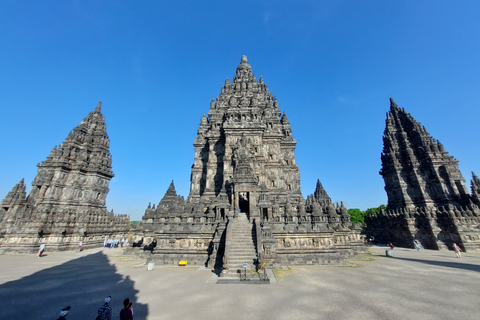 Poranna wycieczka do świątyni Prambanan i wycieczka do pałacu Yogyakarta