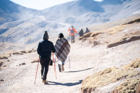 Desde Cusco: Excursión de un día a la Montaña del Arco Iris con el Valle Rojo