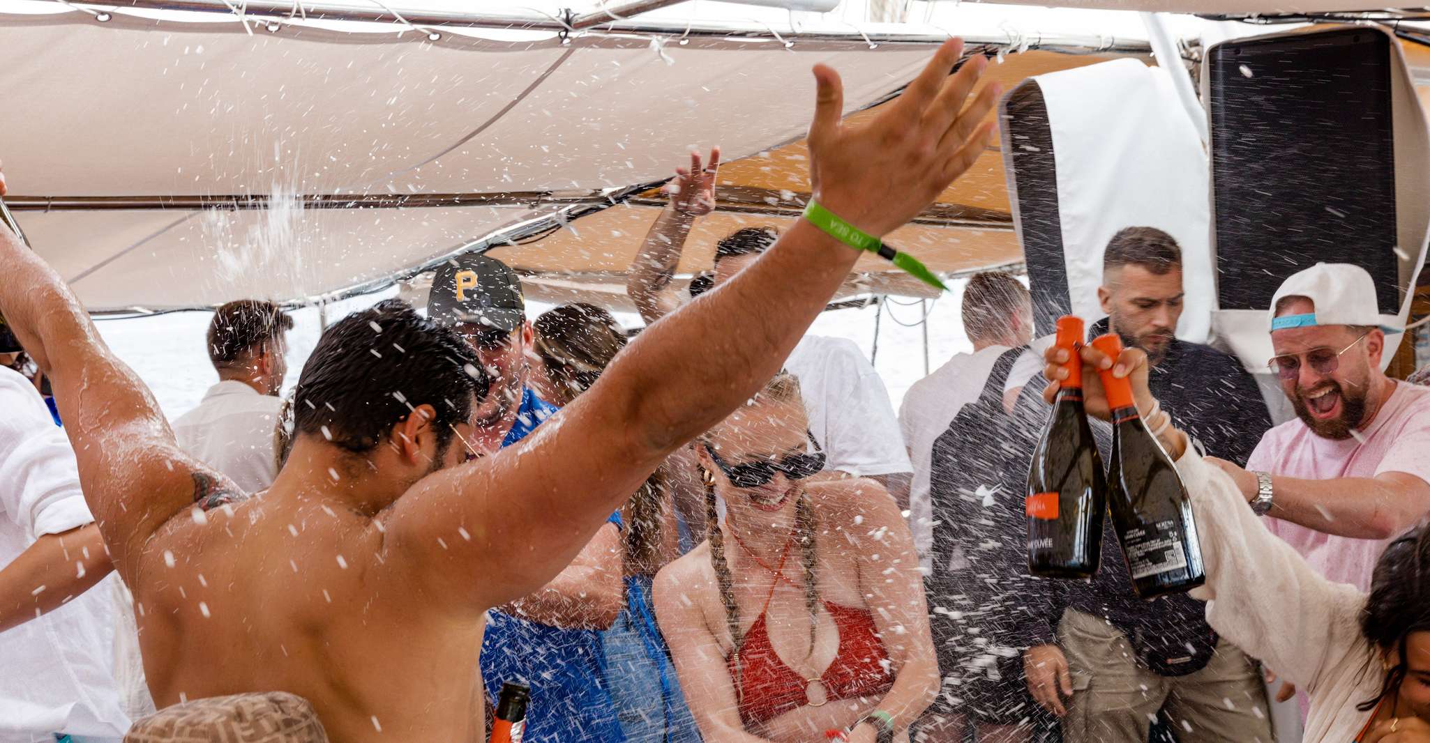 Split, Blue Lagoon Boat Party con DJ, Shots & After-Party - Hizvo