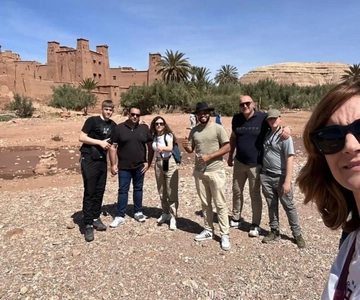 De Marrakech: excursão de 2 dias Fint Oasis e Ouarzazate,
