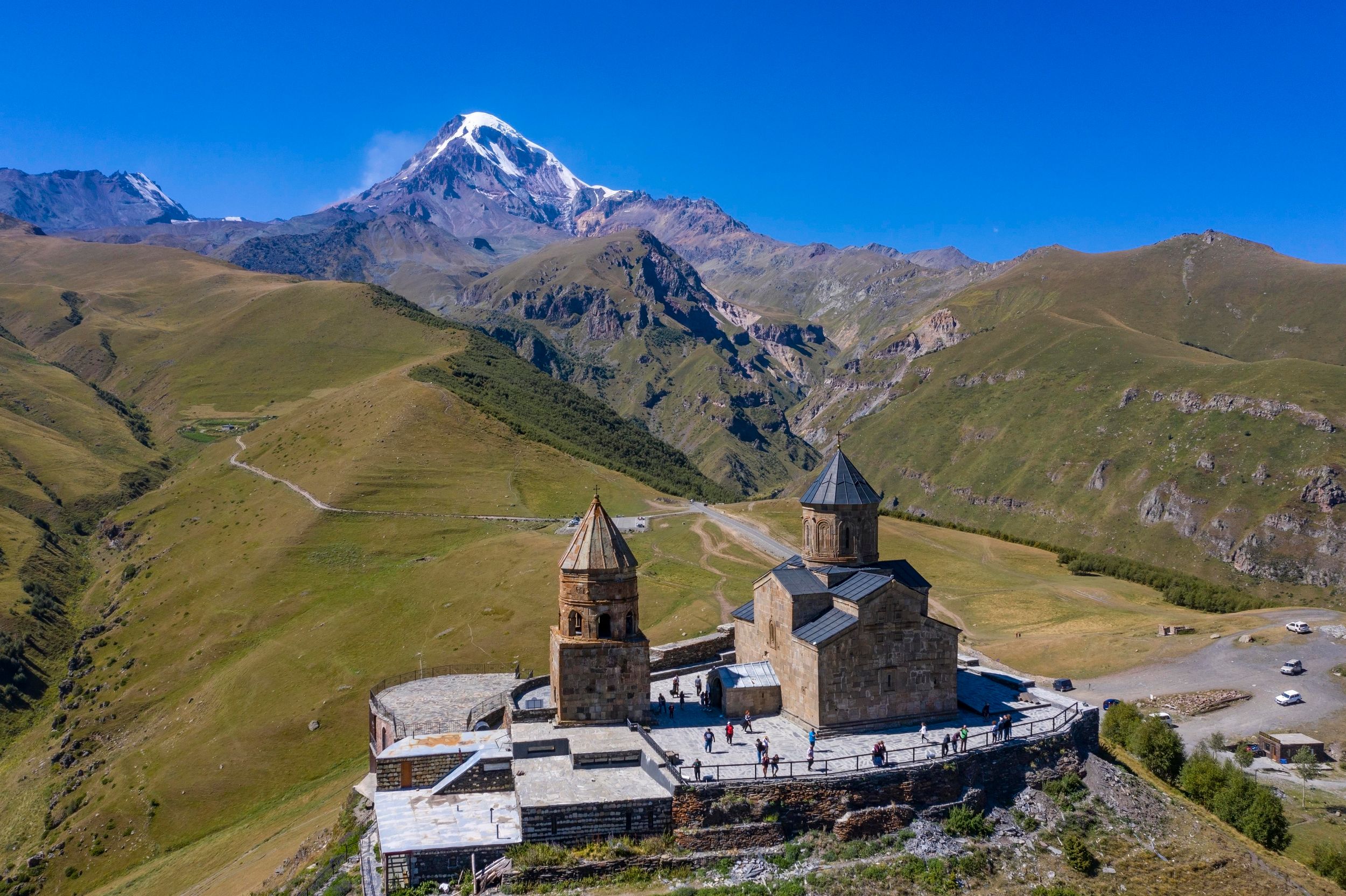 Kasbegi, Ananuri, Gergeti: Ganztägige private Bergtour