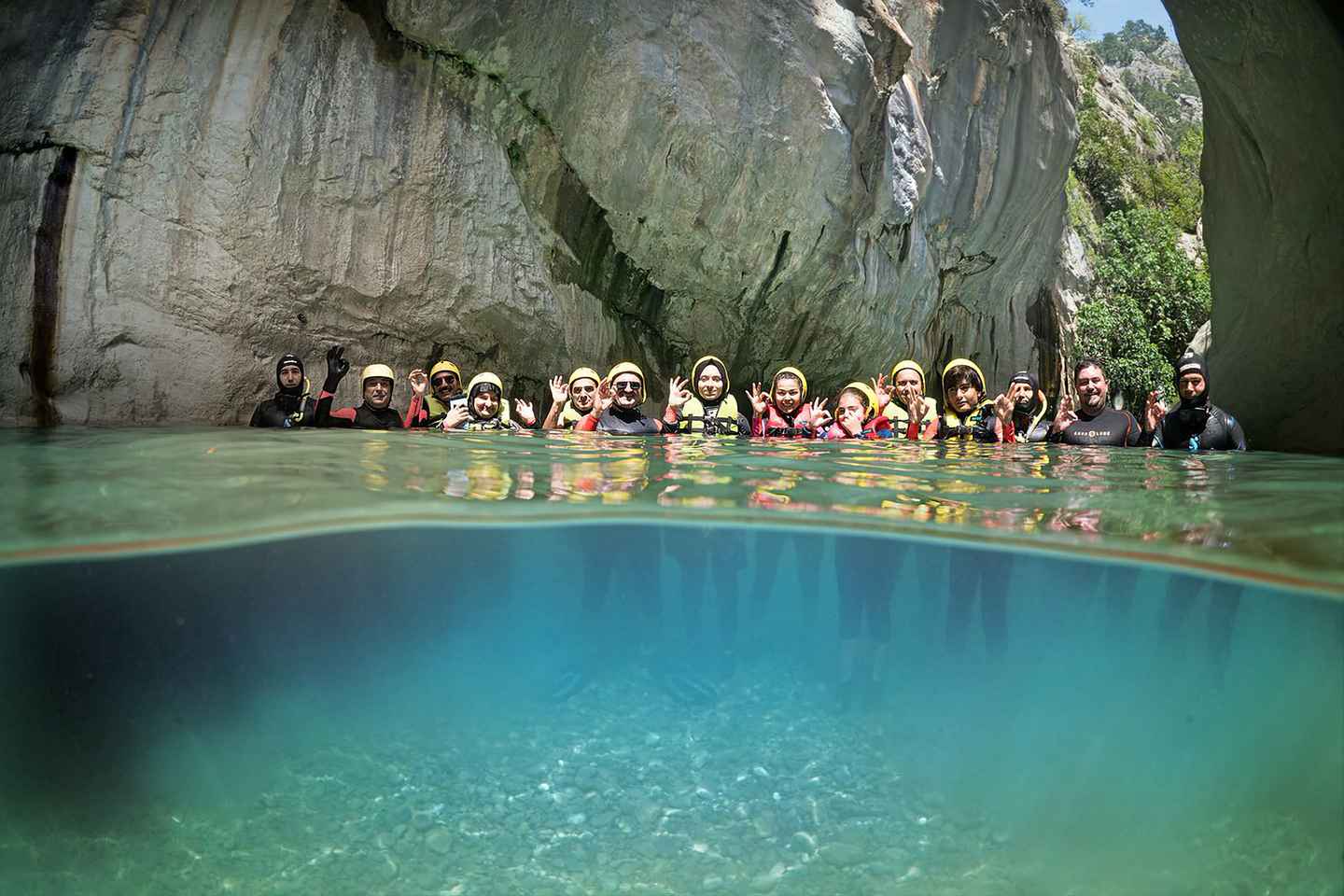 Kemer: Party Bus to Goynuk Canyon with Entrance Ticket