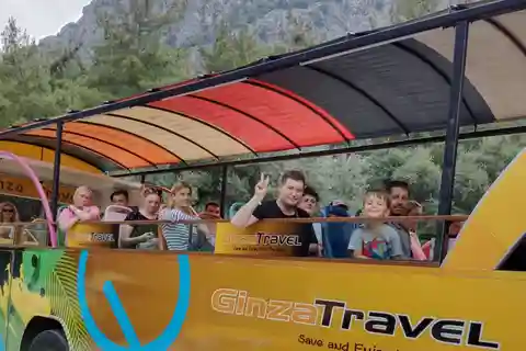 Kemer: Partybus til Goynuk Canyon med indgangsbillet