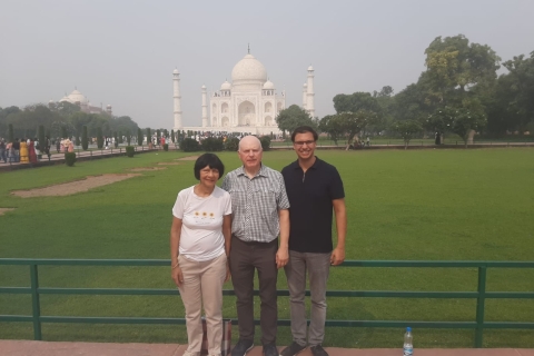 Desde Agra : Visita en coche al Taj Mahal, el Fuerte de Agra y el Bebé TajTransporte privado en CA, guía turístico, entradas a monumentos y almuerzo