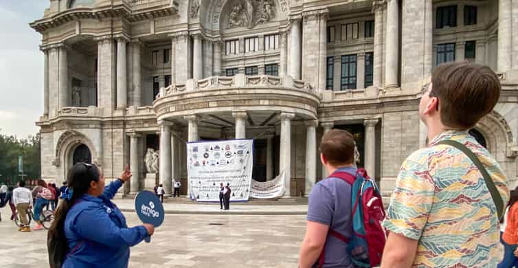 Mexico City at Night Walking tour with optional Torre Latino photo 1