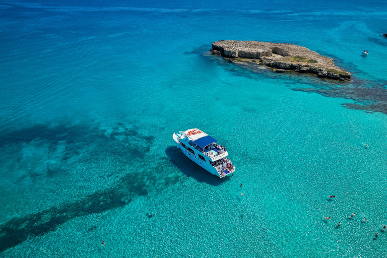 Paphos/Akamas: Blue Lagoon Bus & Boat Tour with Water Slide