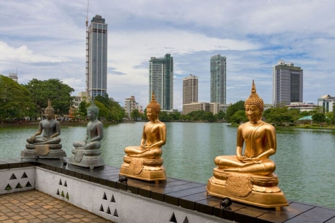 Colombo: Private custom tour with a local guide 4 Hours Walking Tour