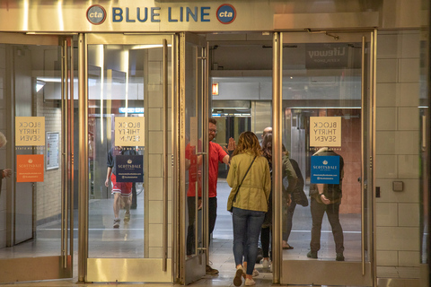 Chicago Architecture of The Loop Experience by Train All Aboard the L