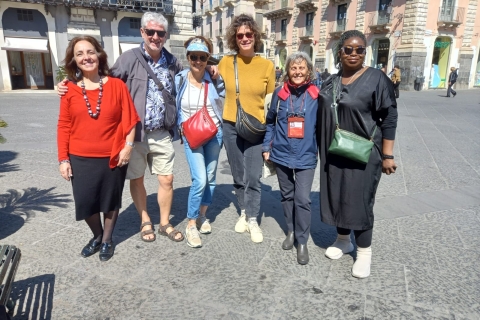 Catania Walking Tour im Herzen der StadtCatania Spaziergang in der Erde der historischen Stadt