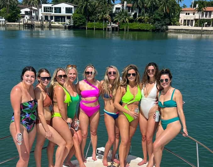 miami beach yacht cruise with swim stop