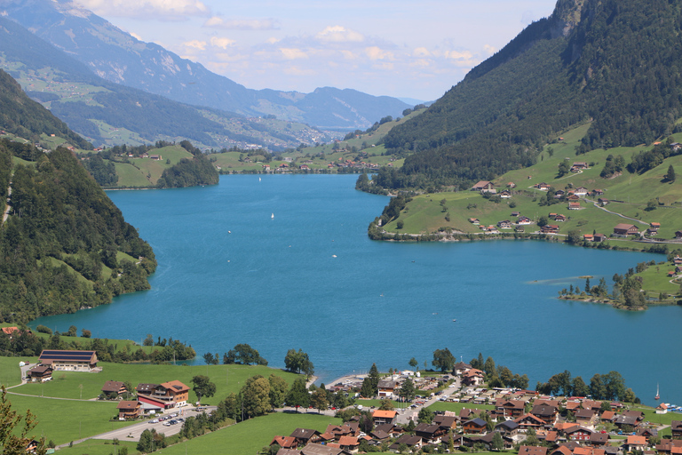 Switzerland: Private Transfer to Interlaken &amp; GrindelwaldStandard transfer &amp; visits to Lucerne &amp; Giessbach Waterfalls