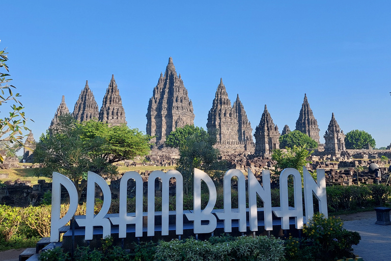 Yogyakarta: ochtendtour Prambanan-tempel en Borobudur-tourPrambanan-tempel ochtendtour en Borobudur-tempeltour