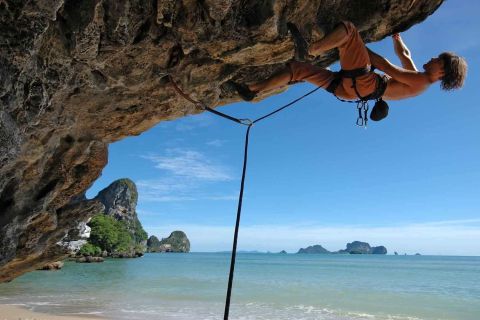 Krabi: Full-Day Rock Climbing Course at Railay Beach