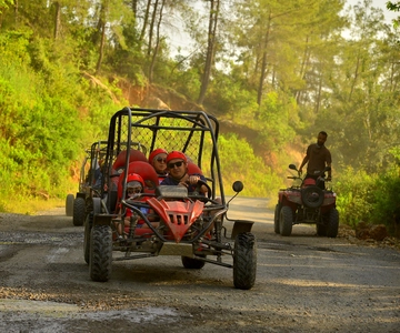 Alanya: Buggy Safariseikkailu hotellin kuljetuksineen
