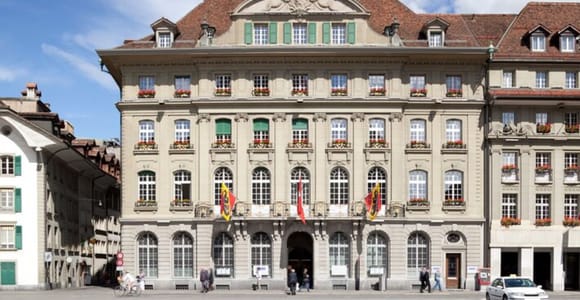 Bern: Private Walking Tour mit einem ortskundigen Guide (Private Tour)