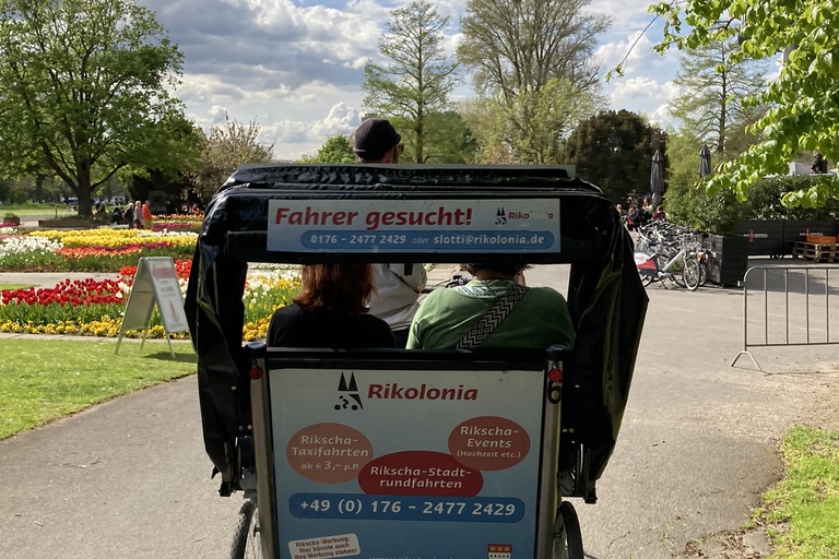 Cologne: Rickshaw Sightseeing Tour with Picnic Lunch