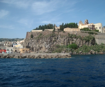 Milazzo: excursión de un día a las islas de Lipari, Panarea y Stromboli.