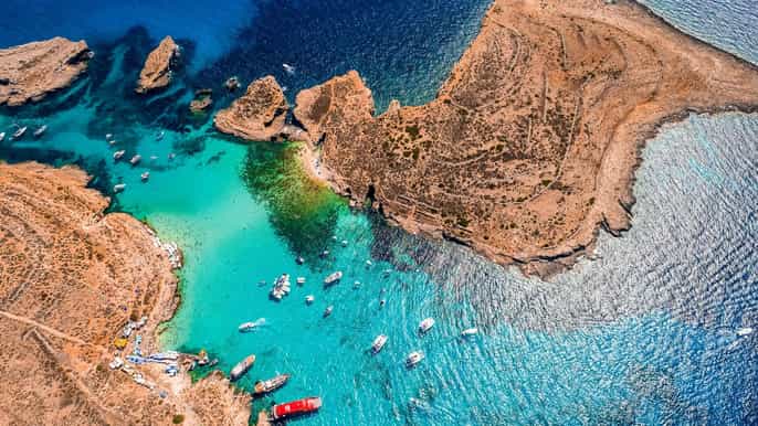 Sliema: Crociera in caicco nella laguna blu di Gozo/Comino con pranzo e bevande