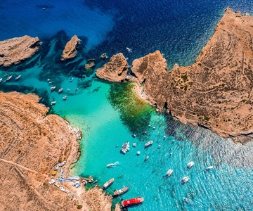 Sliema: Gozo/Comino Blue Lagoon Gulet Cruise w/ Lunch+Drinks