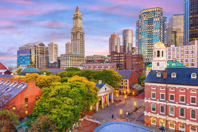 Boston: Private custom tour with a local guide 2 Hours Walking Tour