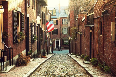 Boston: Private custom tour with a local guide 2 Hours Walking Tour