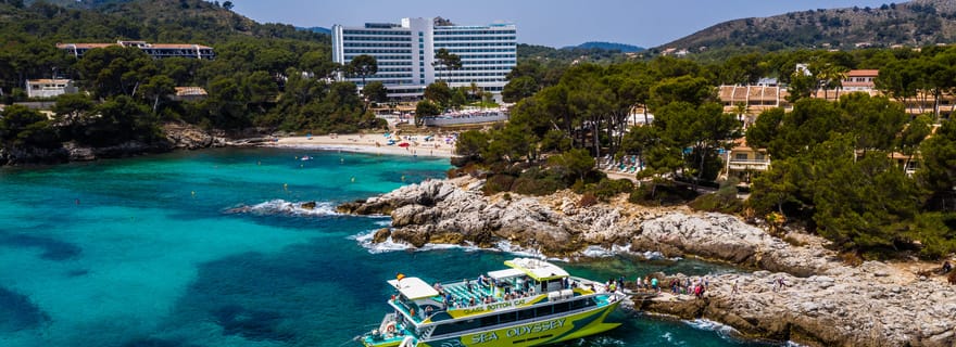Font de Sa Cala : Excursion en catamaran à fond de verre sur la côte est