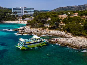 Font de Sa Cala: Catamarantocht met glazen bodem langs de oostkust