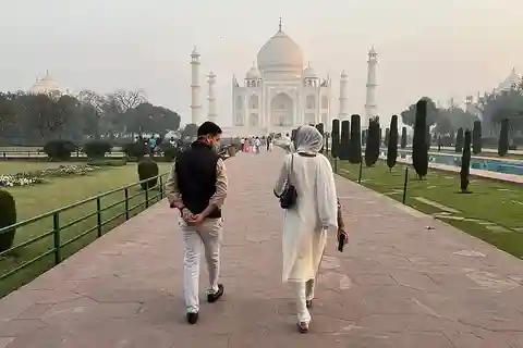 Desde Delhi: Excursión de un día al Taj Mahal en tren superrápido