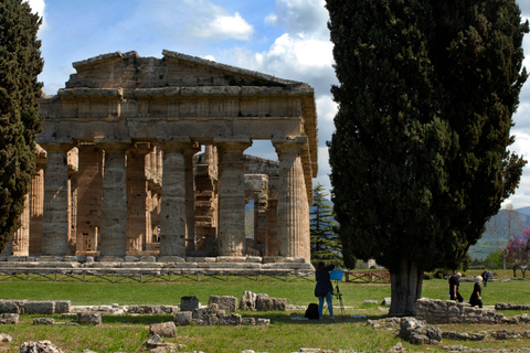 Paestum: trem de Nápoles e bilhete sem filaPaestum: trem de Nápoles e passagem sem fila