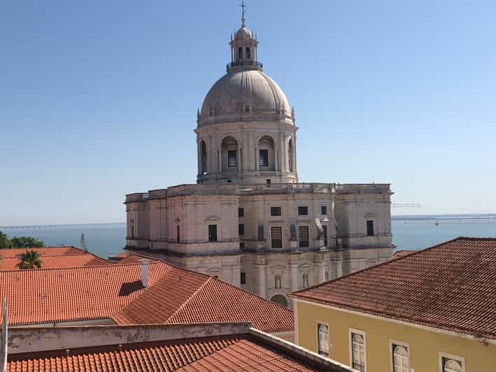 Visite autoguidée de l Alfama de Lisbonne et chasse au trésor