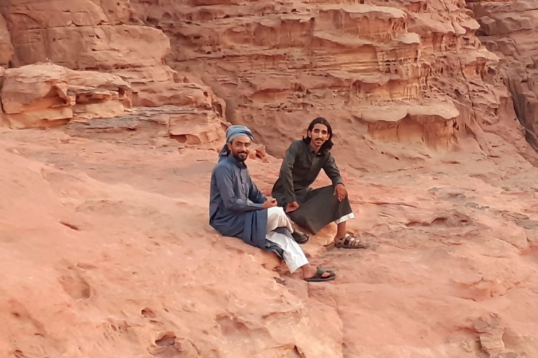 half day Jeep Tour in wadi rum desert with sunset