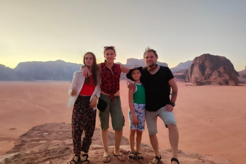 Halbtägige Jeeptour in der Wüste Wadi Rum mit Sonnenuntergang