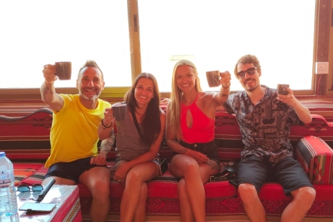 half day Jeep Tour in wadi rum desert with sunset