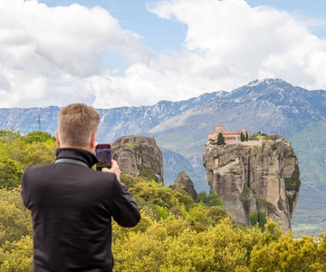 Athens to Meteora: Monasteries & Hidden Caves Bus Tour