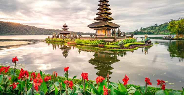 Tempel Tanah Lot In Bali Bezoeken Nu Tickets Boeken Getyourguide