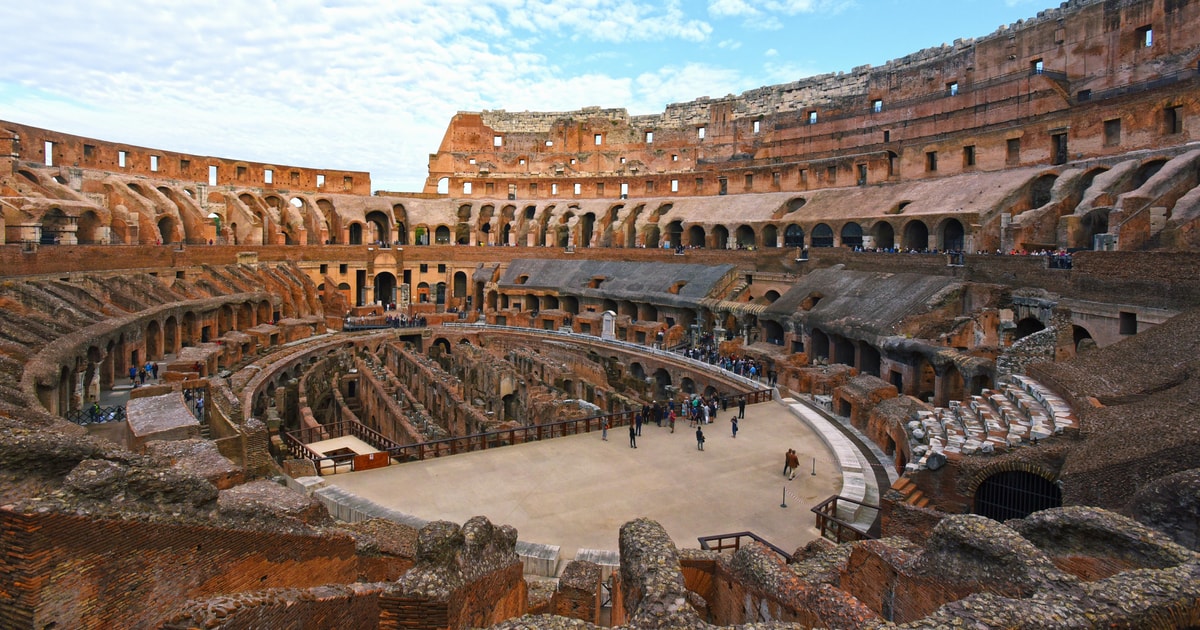 Photo from the GetYourGuide listing for Rome: Colosseum, Roman Forum & Palatine private tour