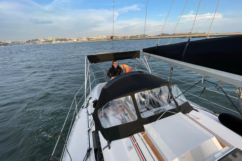 Porto: Charming Sailboat Cruise Sunset