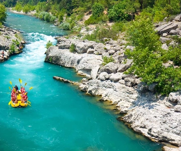 Antalya: Köprülü Canyon River Rafting mit Mittagessen und Transfer