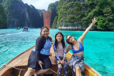 Desde Phuket: Excursión de un día a Phi Phi con Excursión Privada en Cola Larga
