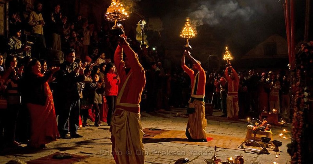 Kathmandu Pashupatinath Tempel Aarti Nachttour Getyourguide