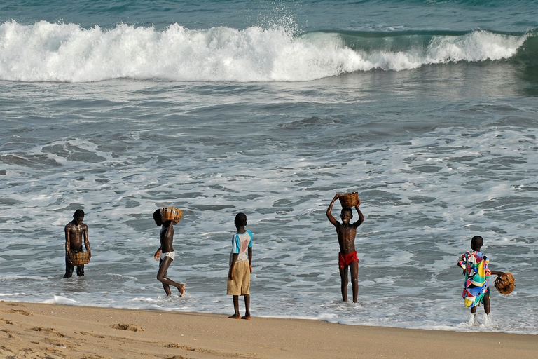 Cape Coast History and Adventure Day Trip z lunchem.