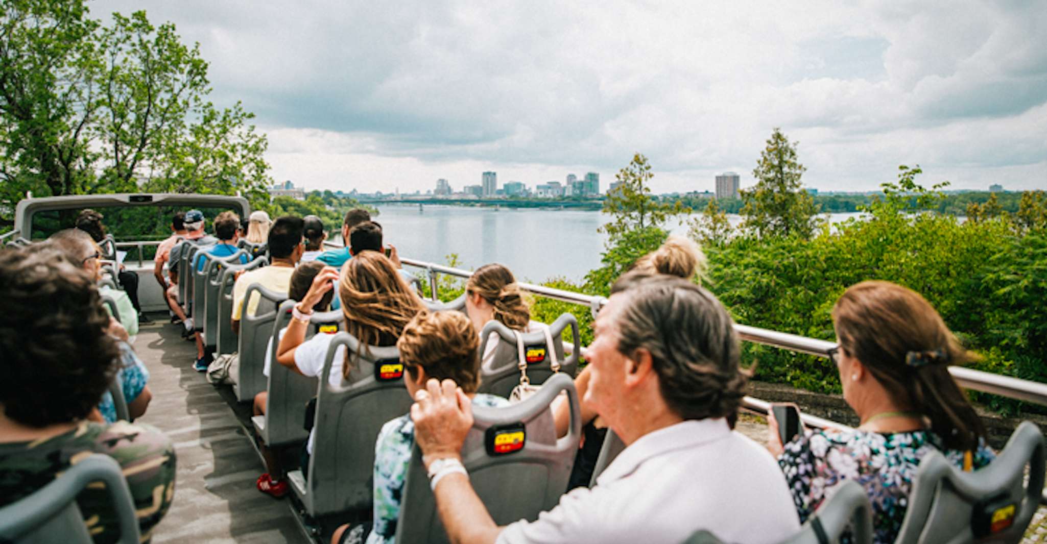 Pase de visita guiada a la ciudad de Ottawa, Hop-On Hop-Off - Hizvo