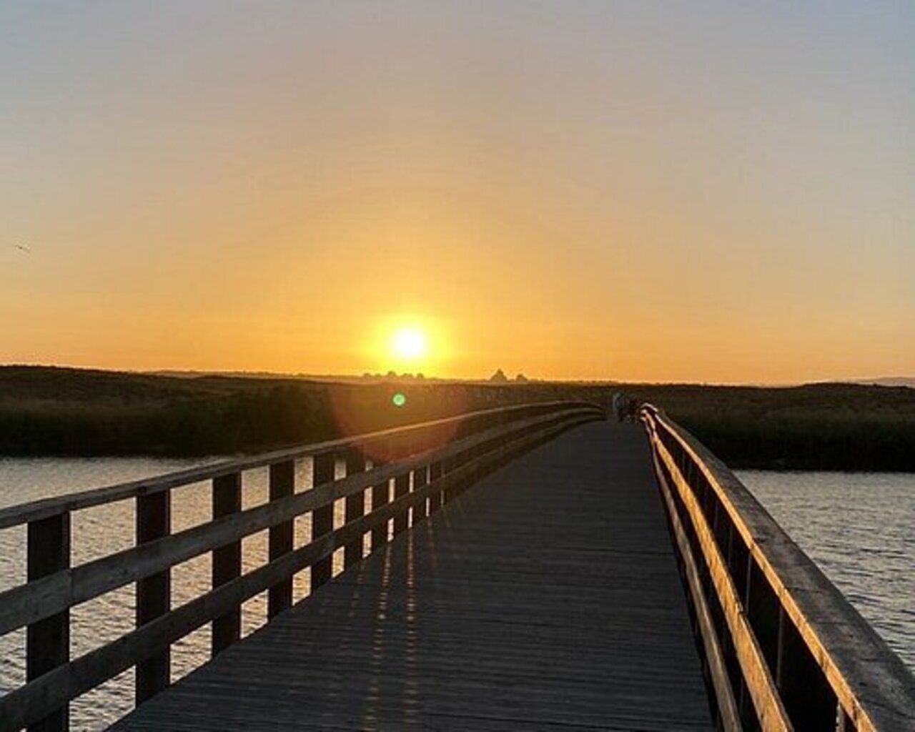 Küstentour bei Sonnenuntergang mit Champagner und Abendessen*