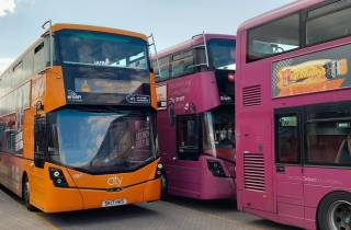 Oxford: Bustransfer zum/vom Flughafen London Gatwick