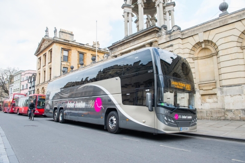 Oxford : Transfert en bus de/vers l'aéroport de Londres GatwickSimple de Oxford à l'aéroport de Londres Gatwick