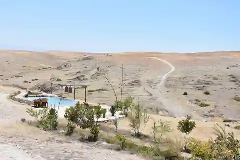 Marrakech : Excursion privée d'une journée dans le désert d'Agafay et les montagnes de l'Atlas