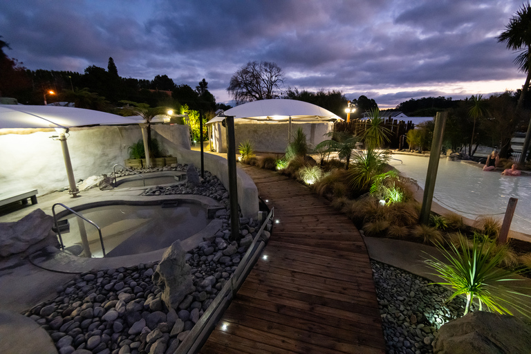 Rotorua: Hell's Gate Twilight Spa™ Experience