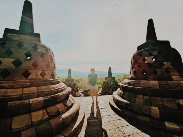 Visit From Yogyakarta: Borobudur Climb Up & Prambanan temple Tour in Panna